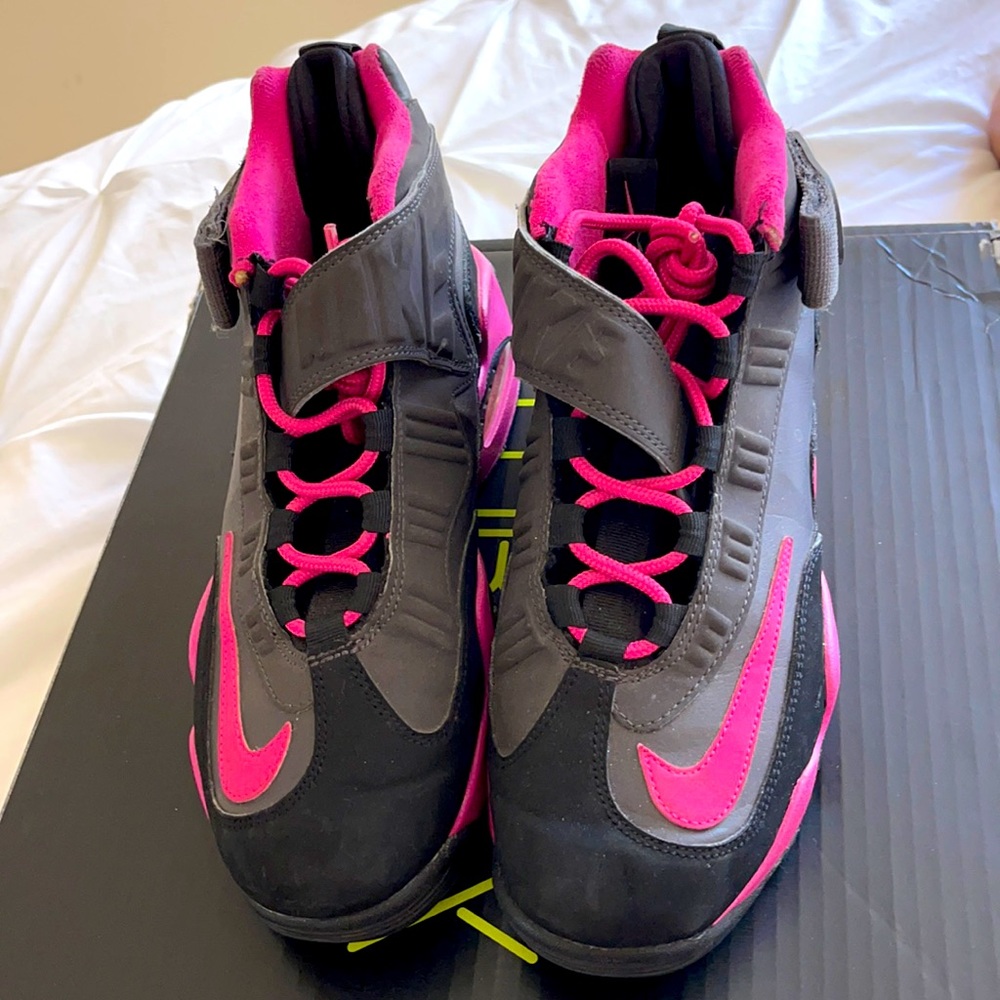 Nike shoes